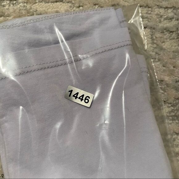 🏷️ 5 for $25 - NIKE Youth NSW Go Cropped T-shirt - Picture 9 of 9